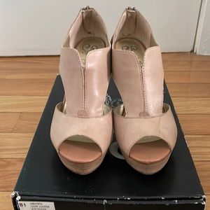 Seychelles Eye to Eye Sandal Size 8.5